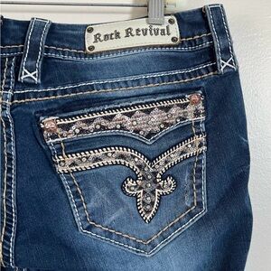 Rock Revival Vivian Mid Rise Curvy Boot Jeans - size 31